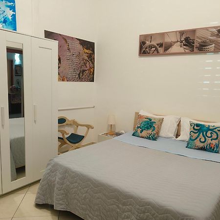 B&B Il Poeta Палермо Екстериор снимка
